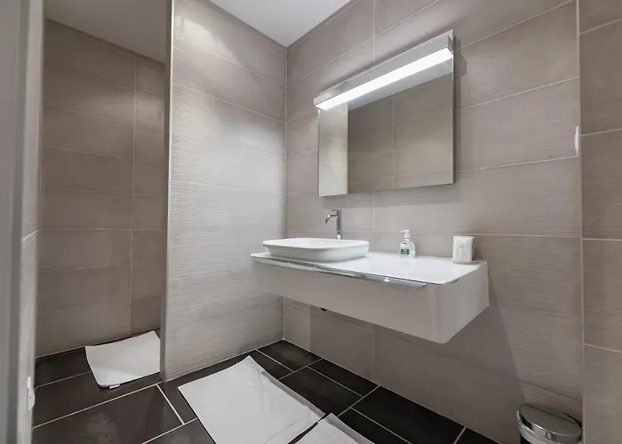 La Du Triangle * Agde