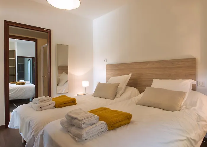 La Du Triangle Villa